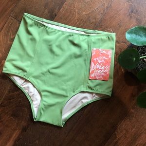 Kortni Jeane XS green bottoms